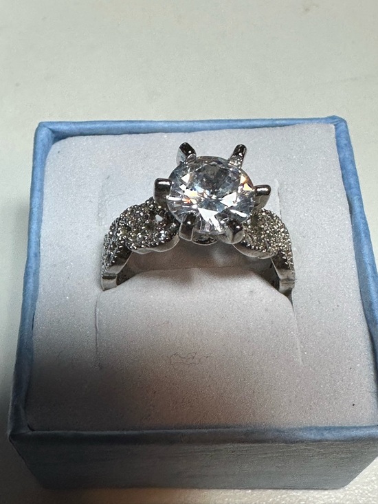 Jewelry - Sterling Silver Clear Crystal Engagement Ring - Sparkling Solitaire Style